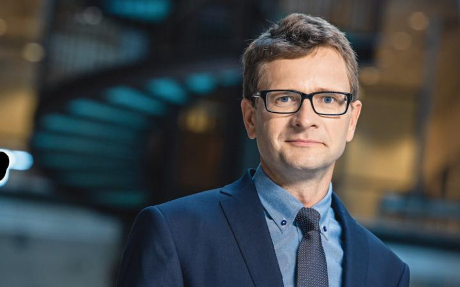 Rosnące koszty regulacyjno-nadzorcze w połączeniu z malejącymi rozmiarami rynku stają się coraz bard