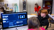 Wiedza o walce z dezinformacją w Finlandii wpisana jest w podstawę programową na każdym etapie naucz