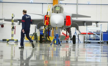 Saab z Adani oferuje Gripeny