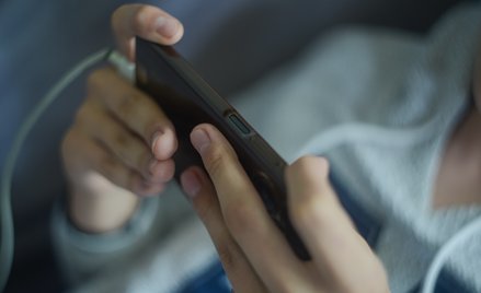 Dania wypowiada wojnę mediom społecznościowym. Dzieci mają odzyskać dzieciństwo