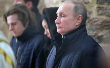 Szaman znów chce przepędzić Putina. Ruszy na Moskwę na koniu