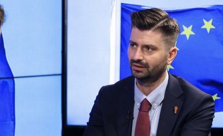 Śmiszek: Kaczyński szczuje jedne grupy przeciwko drugim