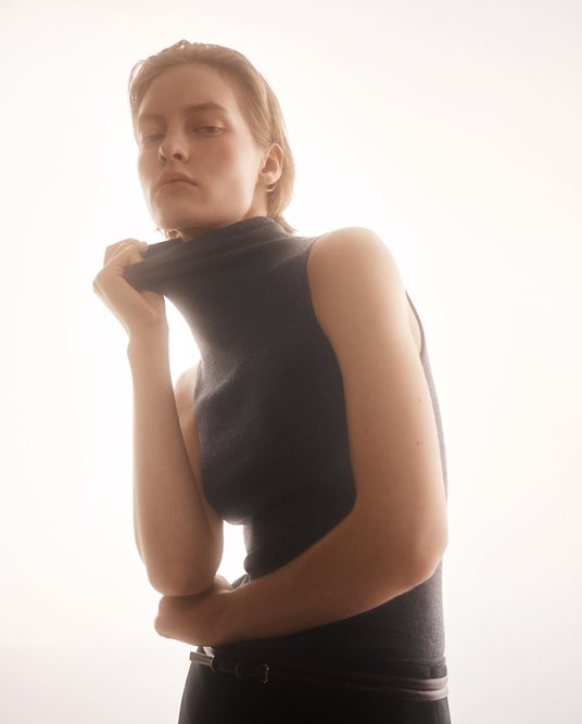 Zimowa kolekcja Merino Wool marki COS.