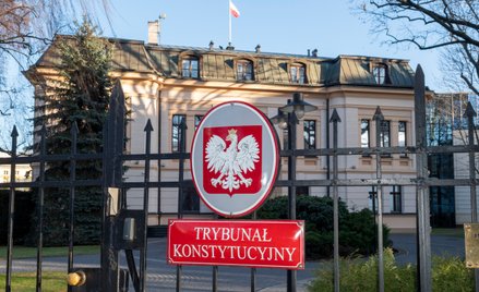 Autorzy oświadczenia twierdzą, że rzekomy spór kompetencyjny nie zawiesza dopuszczenia sędziów do or