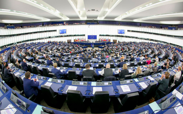 PKW ostrzega: Europarlamentarzyści nie obejmą mandatów