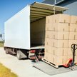 Transport za granicę - ubezpieczyć towar, czy zostawić to kontrahentowi