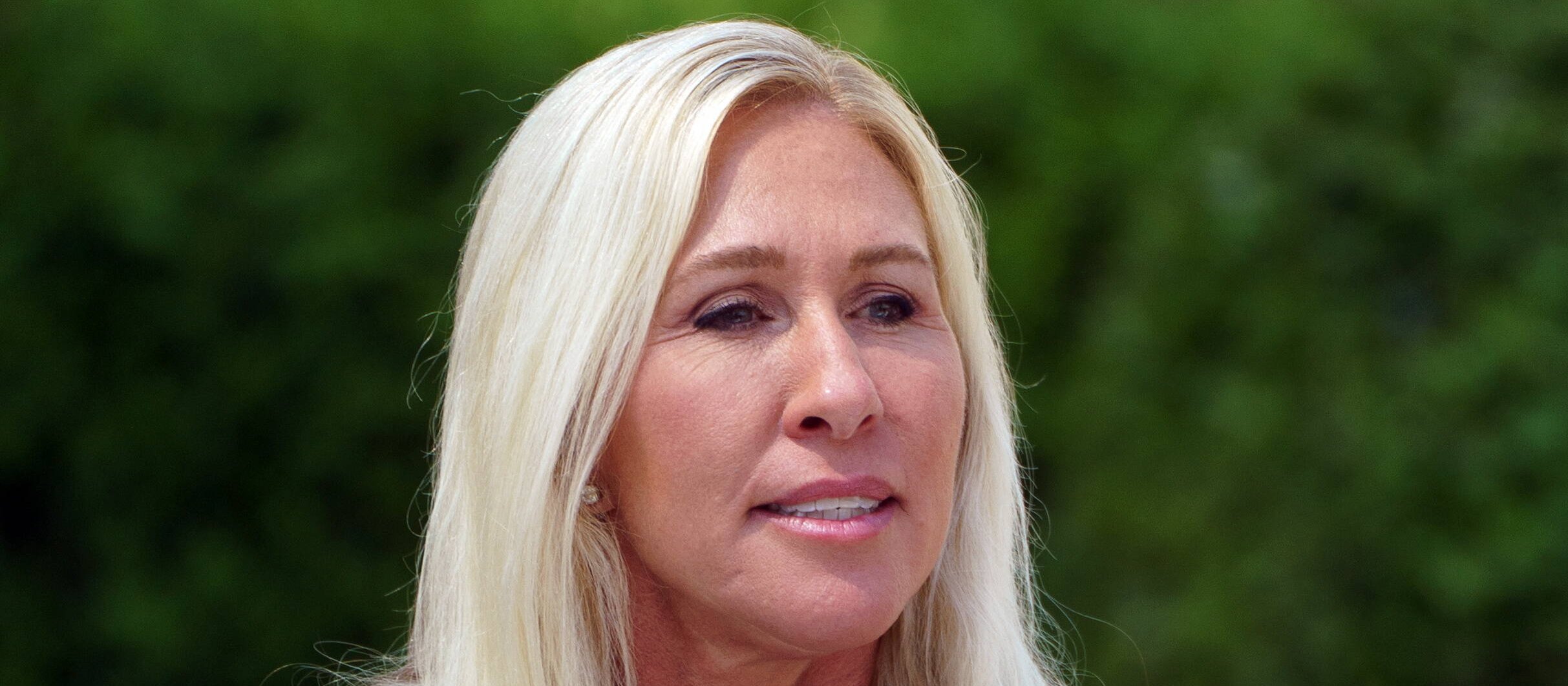 Gwiazda ruchu MAGA otrzymuje groźby. Wcześniej Trump nazwał ją „narzekającą wariatką”