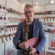 Pisarz i dziennikarz Mariusz Szczygieł podczas spotkania na 11. Warszawskich Targach Książki (WTK)