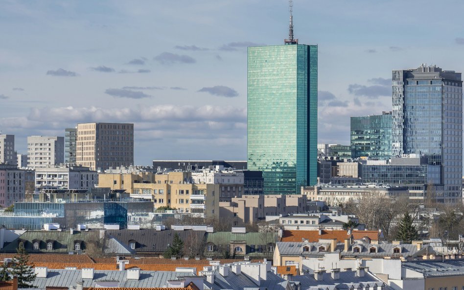 Nad Ziemią ubywa chmur. Eksperci: Planeta traci swój naturalny parasol