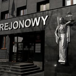 Skracanie drogi do sądu, który wymaga najwyższych kompetencji i dojrzałości, nie jest reformą.