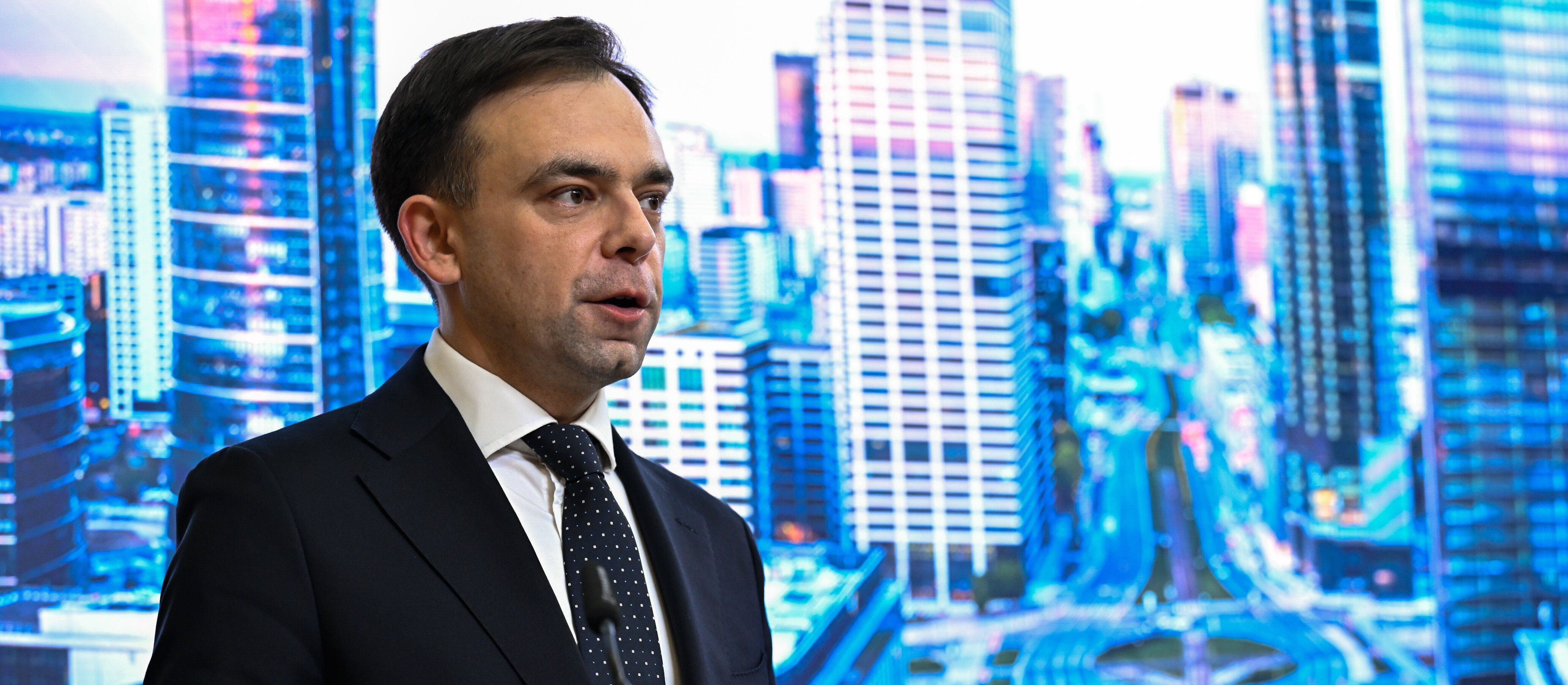 Gorzki bilans w kasie państwa. Deficyt blisko 7 proc. PKB, dług pnie się w górę