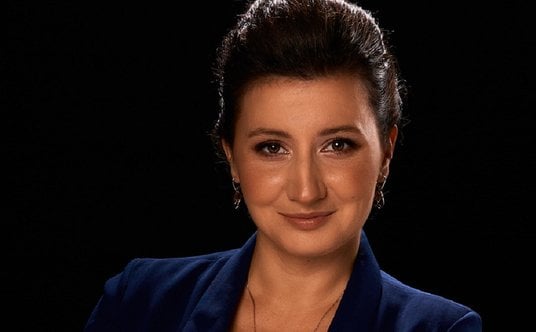 Medioznawca, pedagog, teolog. Absolwentka Uniwersytetu Kardynała Stefana Wyszyńskiego oraz Akademii 