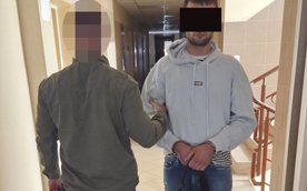 Policjanci z Bemowa zatrzymali na gorącym uczynku podejrzanego o oszustwa metodą "na BLIK-a"