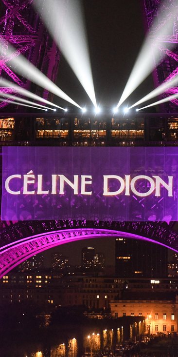 Céline Dion wraca na scenę po sześciu latach przerwy – najpierw wymuszonej pandemią, a później lecze