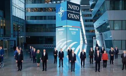 Podejście do Chin dzieli państwa członkowskie sojuszu. Na zdjęciu: Uczestnicy szczytu NATO w Bruksel