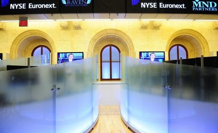 Bardzo blisko wspięcia się na najwyższy poziom w czasie hossy jest dziś natomiast amerykański wskaźn