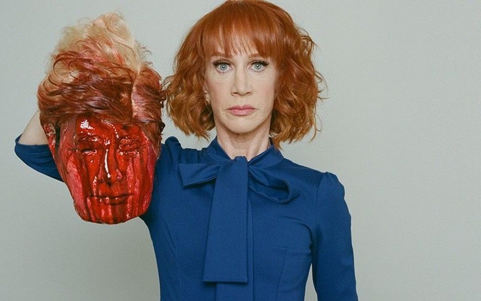 Aktorka Kathy Griffin z odciętą głową Donalda Trumpa. "To chore"