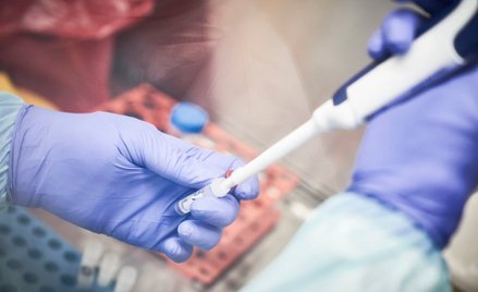 Warsaw Genomic pomoże szpitalom z testami na koronawirusa