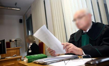 Aby dostać pomoc, trzeba wykazać, że ma się do niej prawo