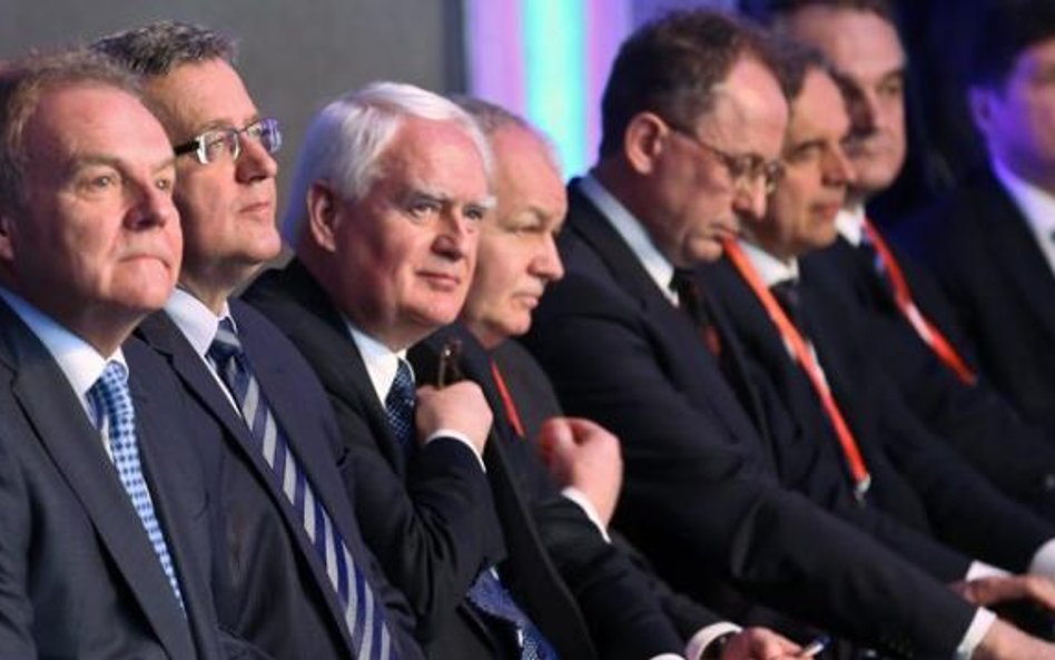Honorowy patronat nad Polskim Kongresem Gospodarczym objął prezydent Bronisław Komorowski (drugi od 