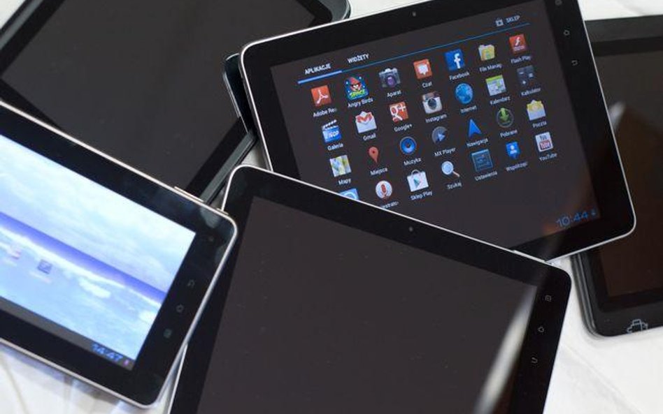 Nowe technologie: firma zarządzana smartfonem