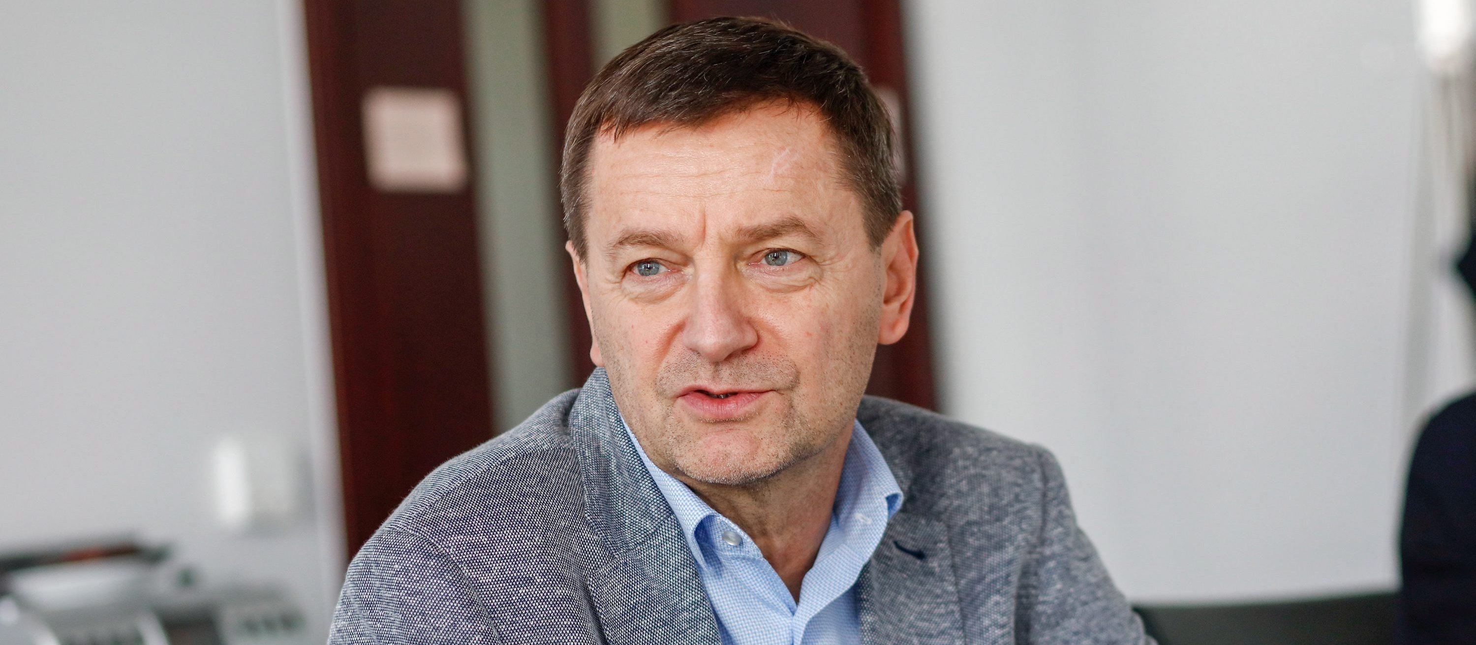 Janusz Jankowiak o polityce pieniężnej: W owczym pędzie