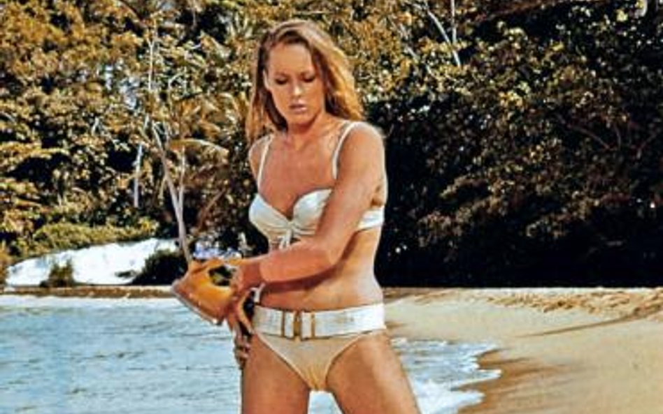 Ursula Andress w filmie „Dr No”