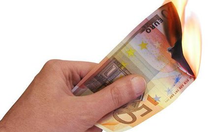 Urząd skarbowy nie zgadza się na zaliczanie odszkodowań pracowniczych do kosztów podatkowych