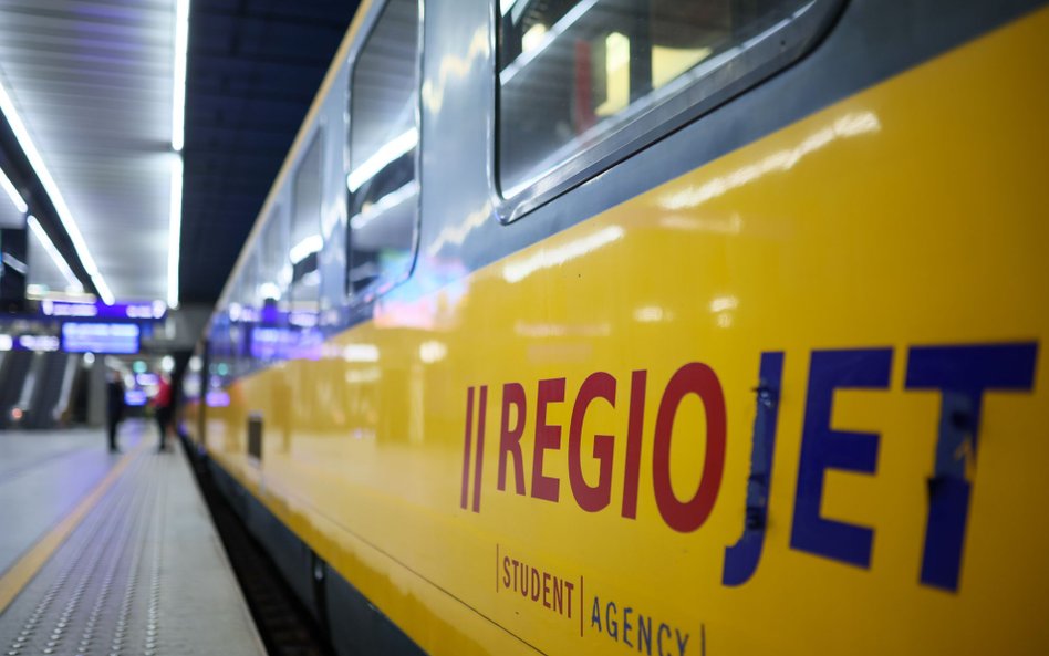 Pociągi kursujące z Warszawy do Pragi oraz relacja Przemyśl – Kraków – Praga będą nadal funkcjonować