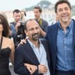 Penelope Cruz, reżyser Asghar Farhadi i Javier Bardem po projekcji filmu „Wszyscy wiedzą” w Cannes.