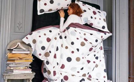 Uwięzieni pod kołdrą