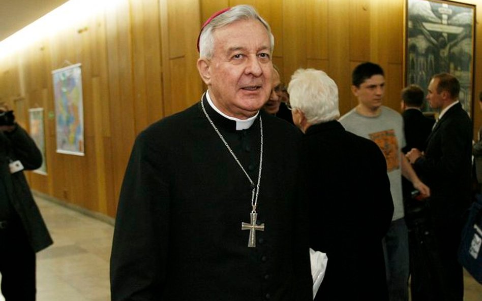 Abp Julisz Paetz (zdjęcie z 2007 roku)