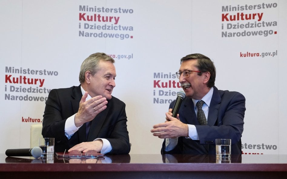 Były szef resortu kultury Piotr Glińśki i dyrektor instytutu Jan Żaryn