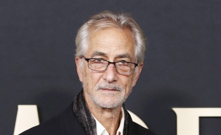 David Strathairn