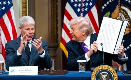 Chris Wright, sekretarz energii USA i prezydent USA Donald Trump