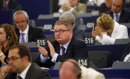 Eurodeputowany Michał Kamiński podczas sesji plenarnej Parlamentu Europejskiego