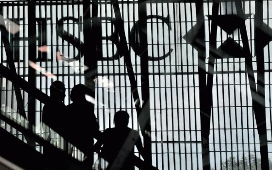 HSBC płaci za inwestycje w piramidę Madoffa