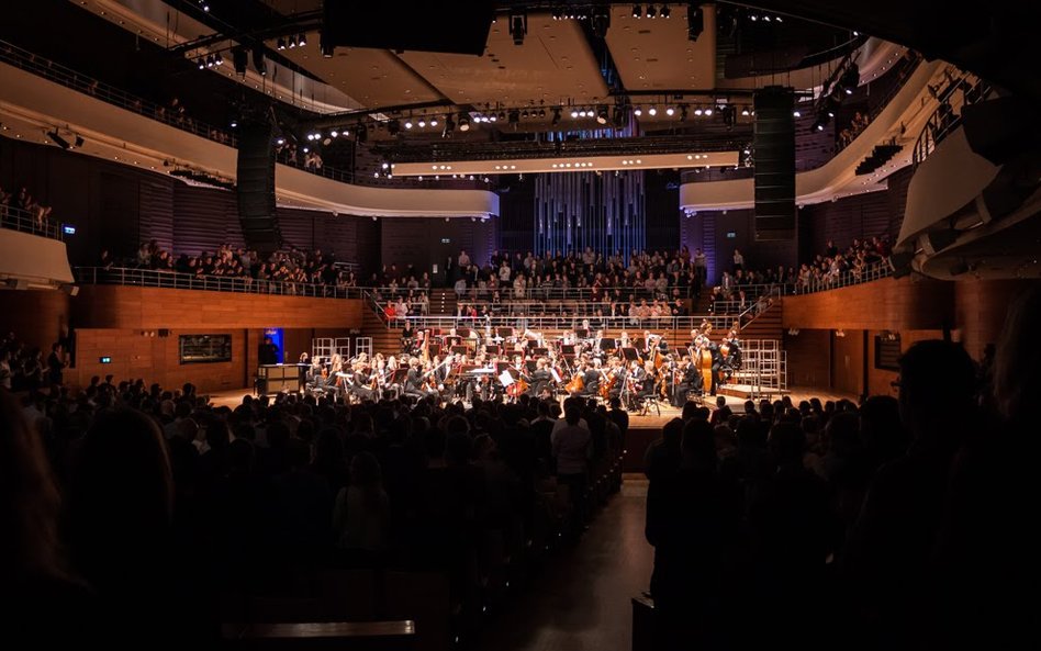 The Symphony of Heroes – koncert muzyki z serii Heroes of Might & Magic, który odbył się w 2017 r. b