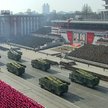 W Pjongczangu igrzyska. W Pjongjangu parada wojskowa