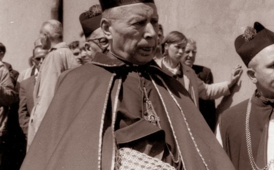 Prymas Stefan Wyszyński w czasie uroczystości milenijnych na Jasnej Górze