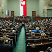 Immunitetu posłów nie można rozciągać na sytuacje niewymienione w konstytucji – uznał sąd