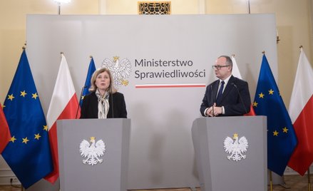 Minister sprawiedliwości Adam Bodnar oraz wiceprzewodnicząca Komisji Europejskiej Vera Jourova