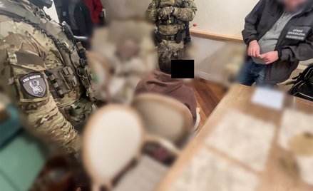 Rozbita grupa mogła zalegalizować pobyt nawet 1,5 mln osób w UE