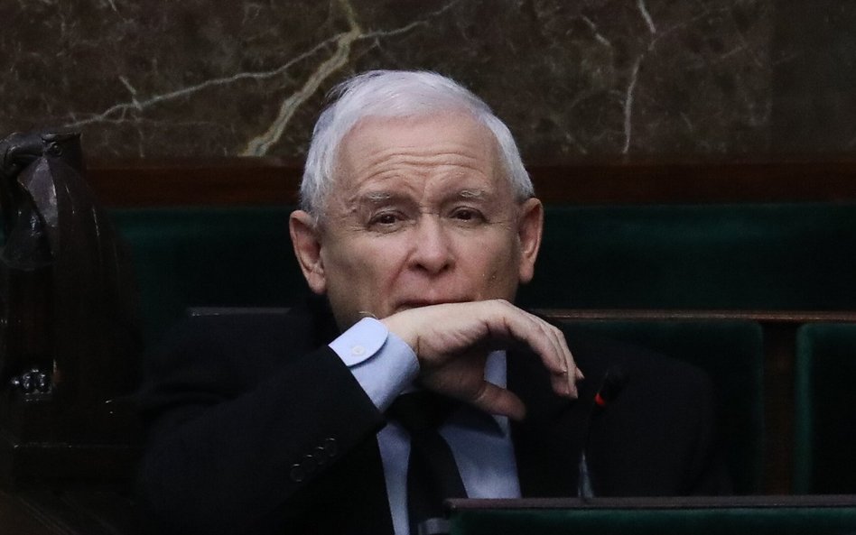 Prawo i Sprawiedliwość (na zdjęciu prezes Jarosław Kaczyński) miałoby w Sejmie 191 posłów