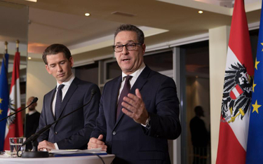 Zastępcą Sebastiana Kurza (z lewej) będzie lider FPO Heinz-Christian Strache