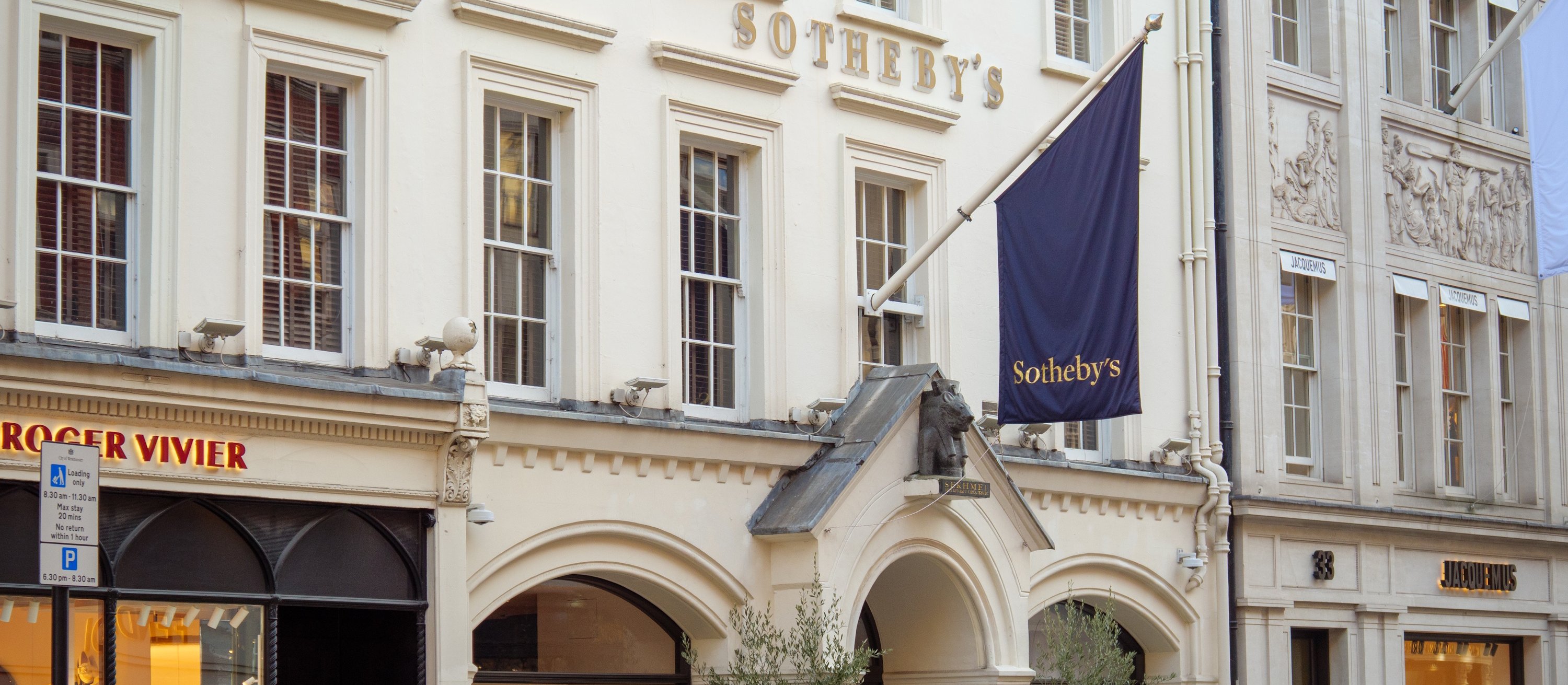 Phyllis Kao. Prowadząca aukcje Sotheby’s gwiazdą branży i internetu. Oto, czym zasłynęła