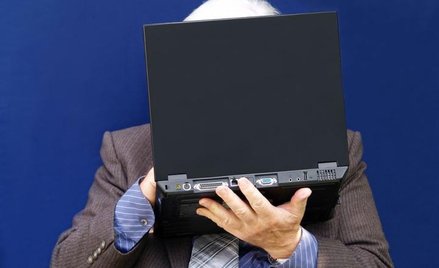 Posiadanie przez szefa zdjęć podwładnej jest wyraźnym sygnałem ostrzegawczym