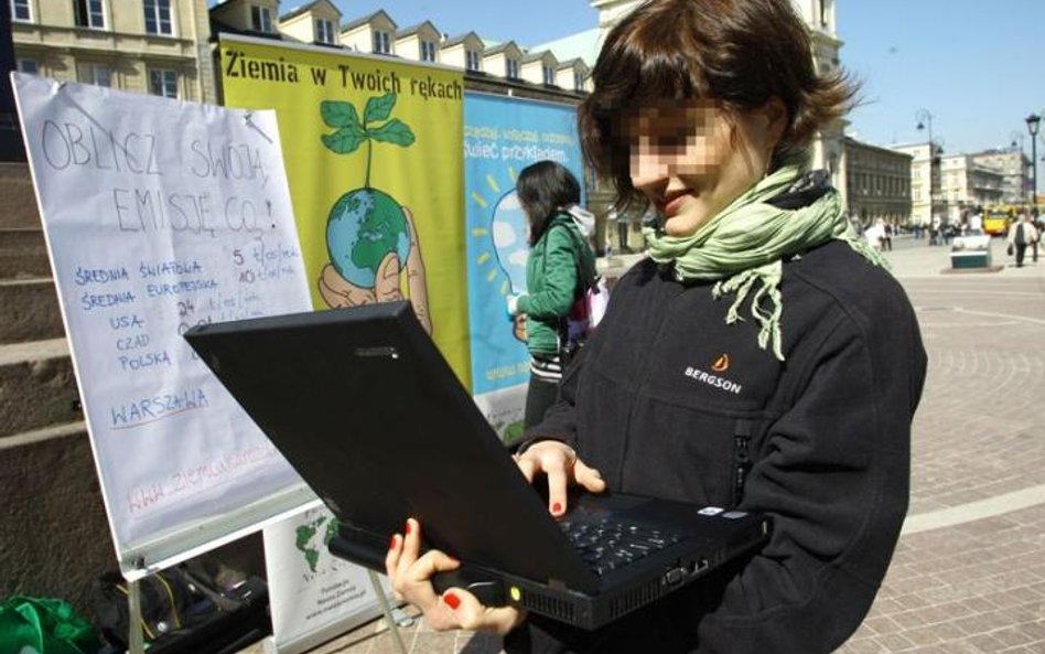 Opłaty na Internet dla pracownika będą przychodem