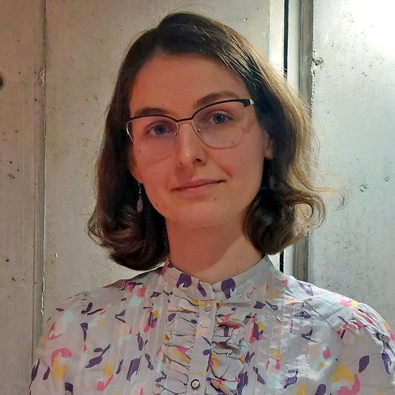 dr Izabela Przepałkowska pracuje w Gabinecie Rycin, jednym z siedmiu Gabinetów Zbiorów Specjalnych B