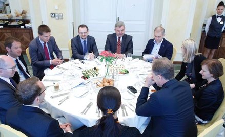 Uczestnicy debaty byli zgodni, że do rozwoju morskiej energetyki wiatrowej konieczne jest stabilne p
